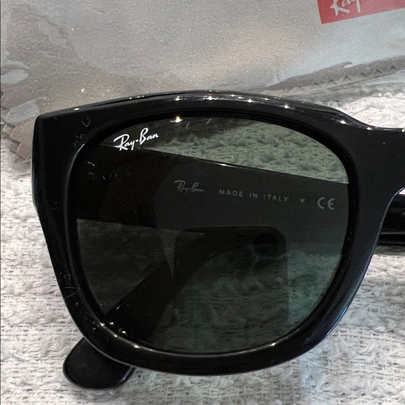 Black retro cat eye Ray Bans main image 6